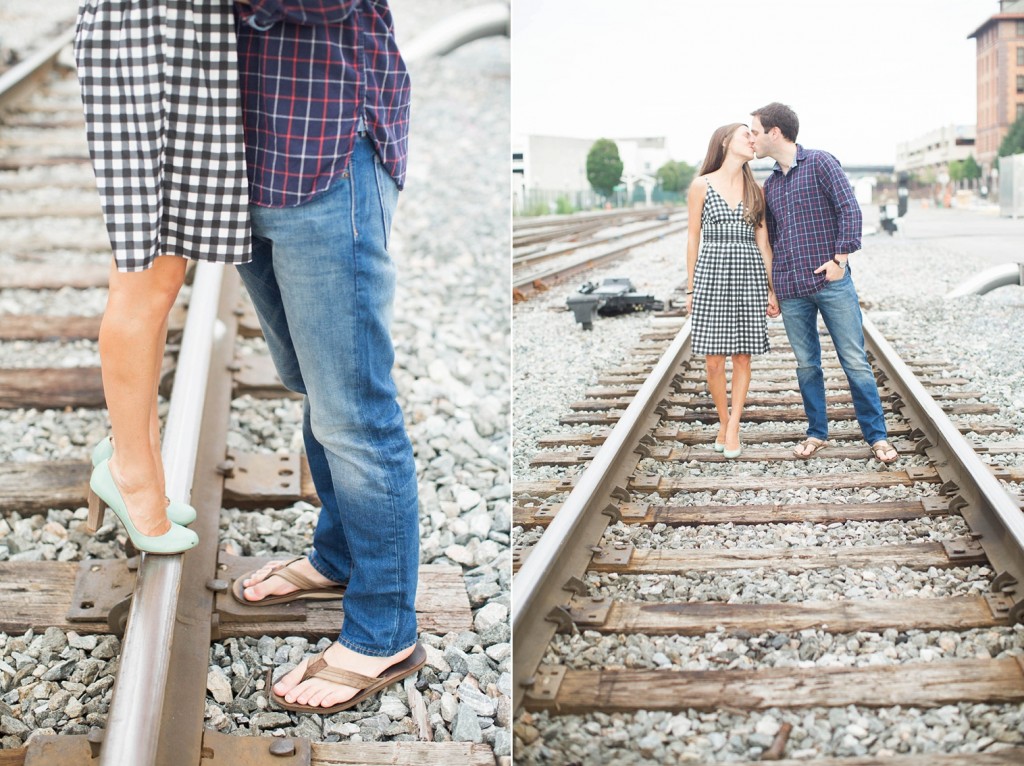 Maggie & Neil downtown Roanoke Engagement_0020